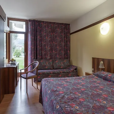 Park Oasi 4*