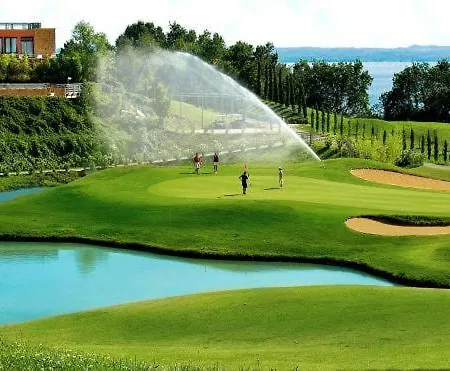 Park Oasi 4* Garda (Verona)