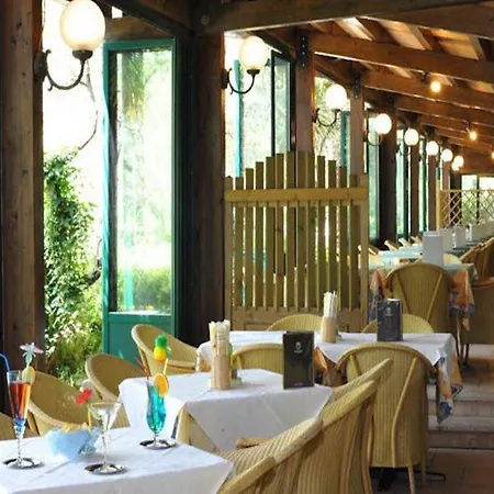 Hotel Park Oasi 4*