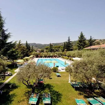 Park Oasi 4*