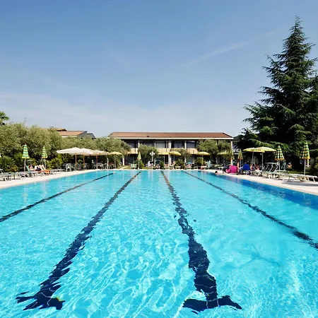 Hotel Park Oasi 4*