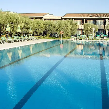 Hotel Park Oasi 4*